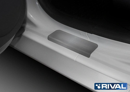 Накладки порогов RIVAL (4 шт.) Nissan Terrano 2014-  (название модели)