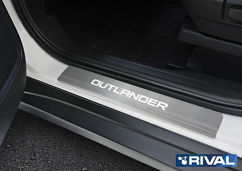 Накладки порогов RIVAL (4 шт.) Mitsubishi Outlander 2015- (название модели)