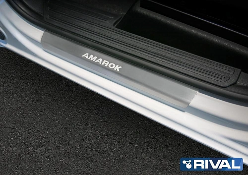Накладки порогов RIVAL (4 шт.) Volkswagen Amarok (2016-) (название модели)